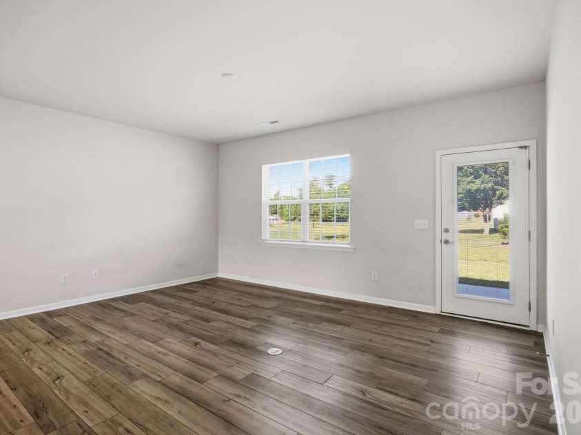 174 White Apple Way, Statesville, NC 28625.  MLS# CAR4383923, YatesRealty ID 27336. 