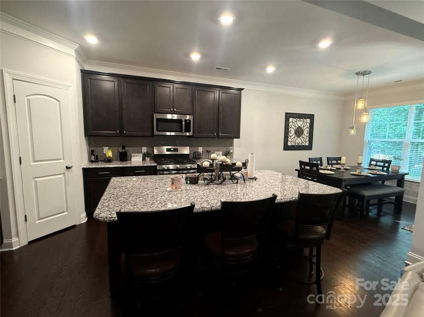 5161 Quail Forest Drive, Clemmons, NC 27012.  MLS# CAR4280243, YatesRealty ID 27336. 