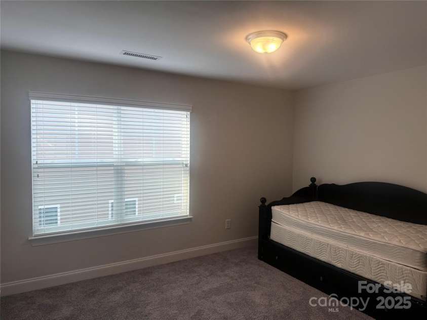 5161 Quail Forest Drive, Clemmons, NC 27012.  MLS# CAR4280243, YatesRealty ID 27336. 