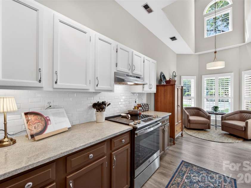 803 Water Wheel Court, Charlotte, NC 28209.  MLS# CAR4384715, YatesRealty ID 27337. 