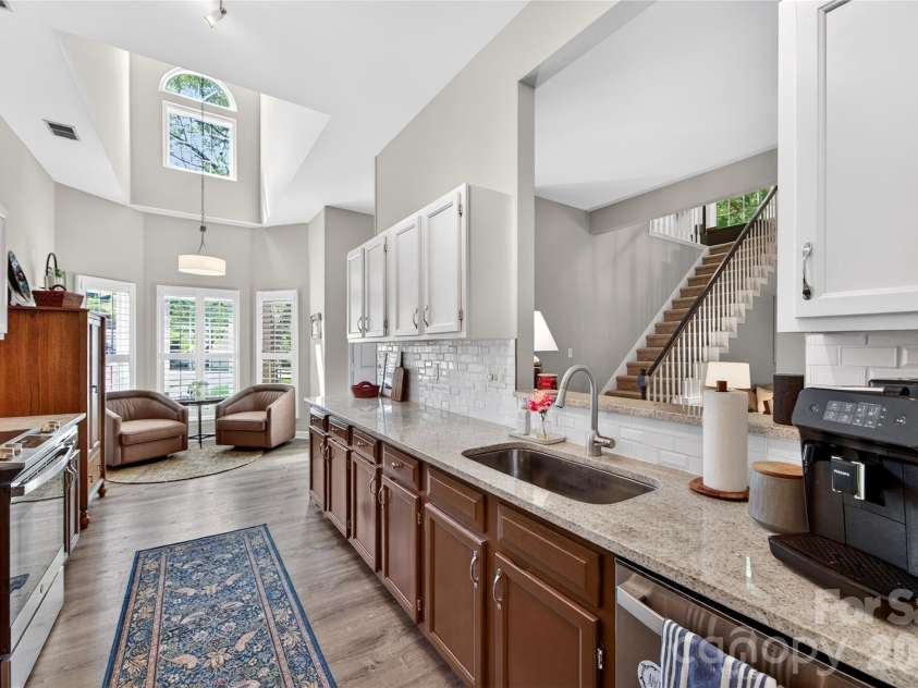 803 Water Wheel Court, Charlotte, NC 28209.  MLS# CAR4384715, YatesRealty ID 27337. 