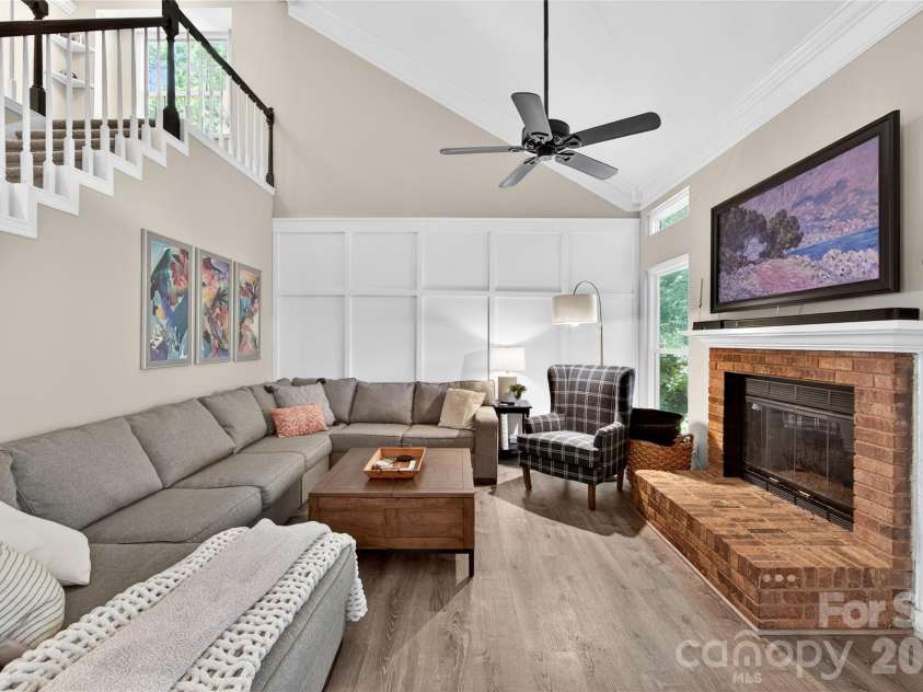 803 Water Wheel Court, Charlotte, NC 28209.  MLS# CAR4384715, YatesRealty ID 27337. 