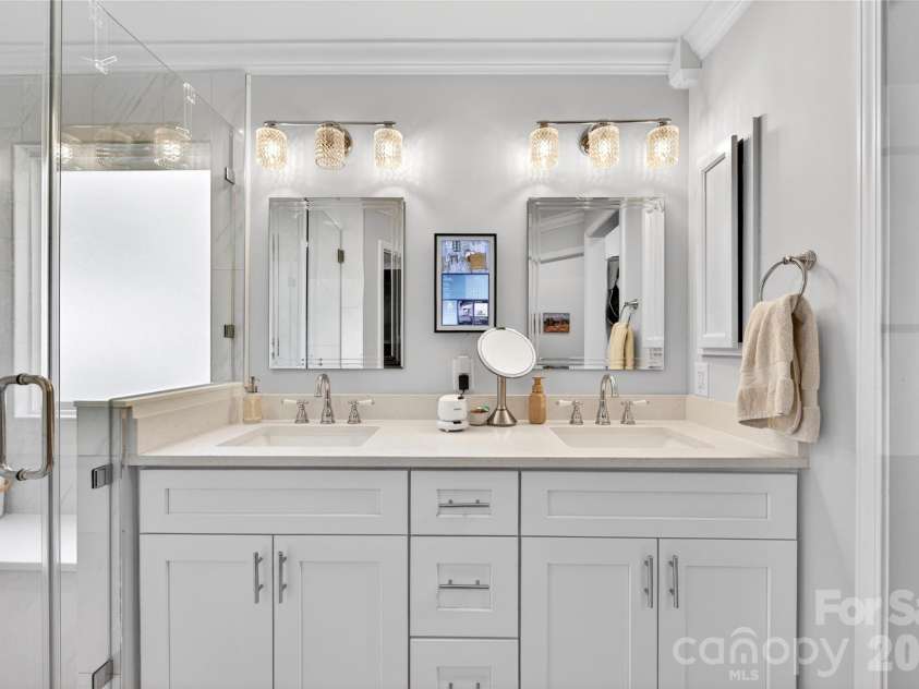 803 Water Wheel Court, Charlotte, NC 28209.  MLS# CAR4384715, YatesRealty ID 27337. 