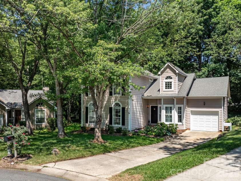 803 Water Wheel Court, Charlotte, NC 28209.  MLS# CAR4384715, YatesRealty ID 27337. Note the long druveway plus single car garage