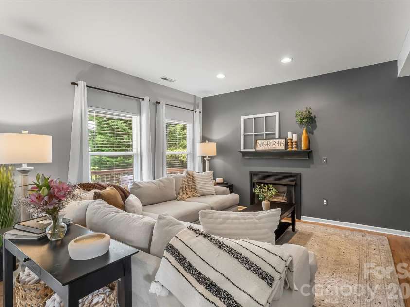 122 Fallen Spruce Drive, Asheville, NC 28806.  MLS# CAR4376844, YatesRealty ID 27338. 