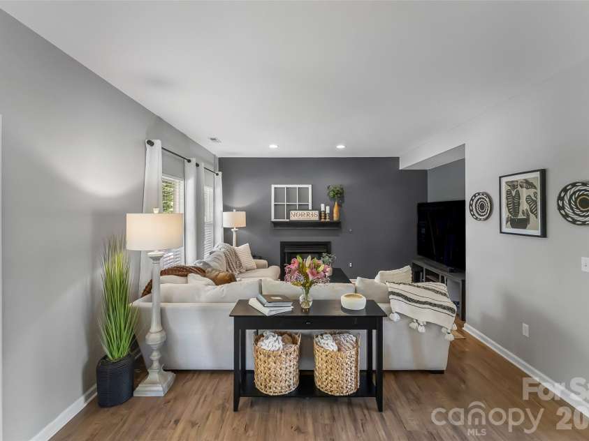 122 Fallen Spruce Drive, Asheville, NC 28806.  MLS# CAR4376844, YatesRealty ID 27338. 
