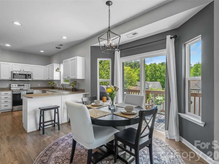 122 Fallen Spruce Drive, Asheville, NC 28806.  MLS# CAR4376844, YatesRealty ID 27338. 