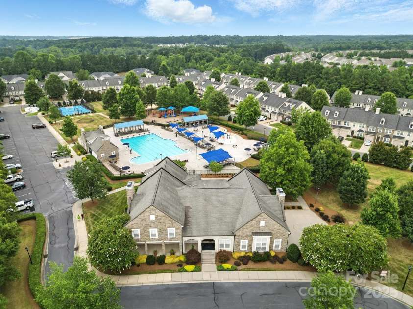 9139 Seamill Road, Charlotte, NC 28278.  MLS# CAR4279931, YatesRealty ID 27339. 
