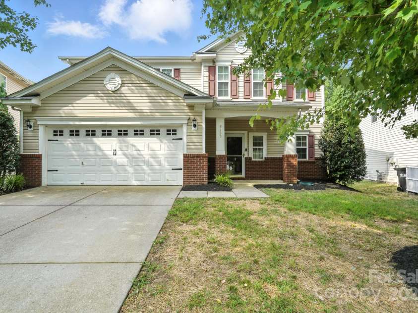 9139 Seamill Road, Charlotte, NC 28278.  MLS# CAR4279931, YatesRealty ID 27339. Welcome to 9139 Seamill Road!
