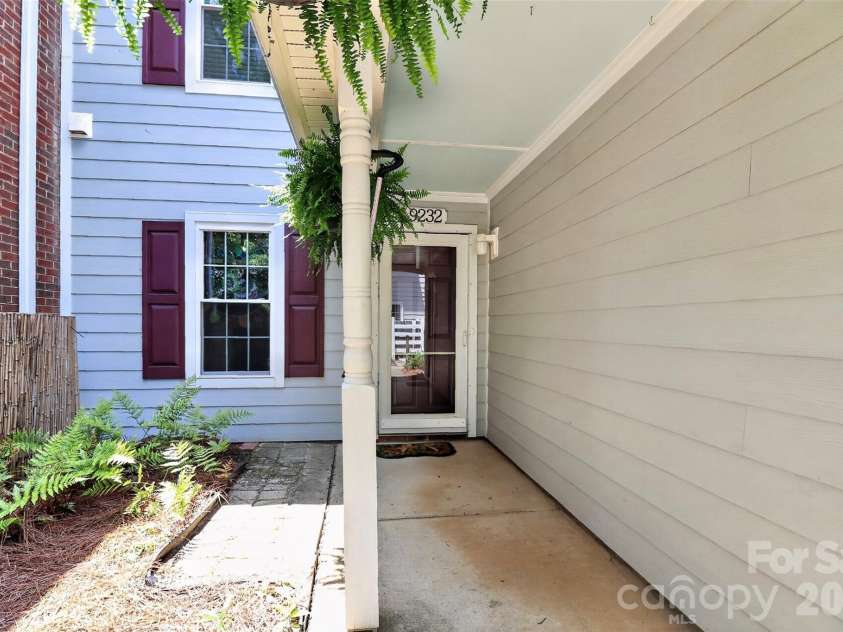 9232 Kings Canyon Drive, Charlotte, NC 28210.  MLS# CAR4380985, YatesRealty ID 27339. 