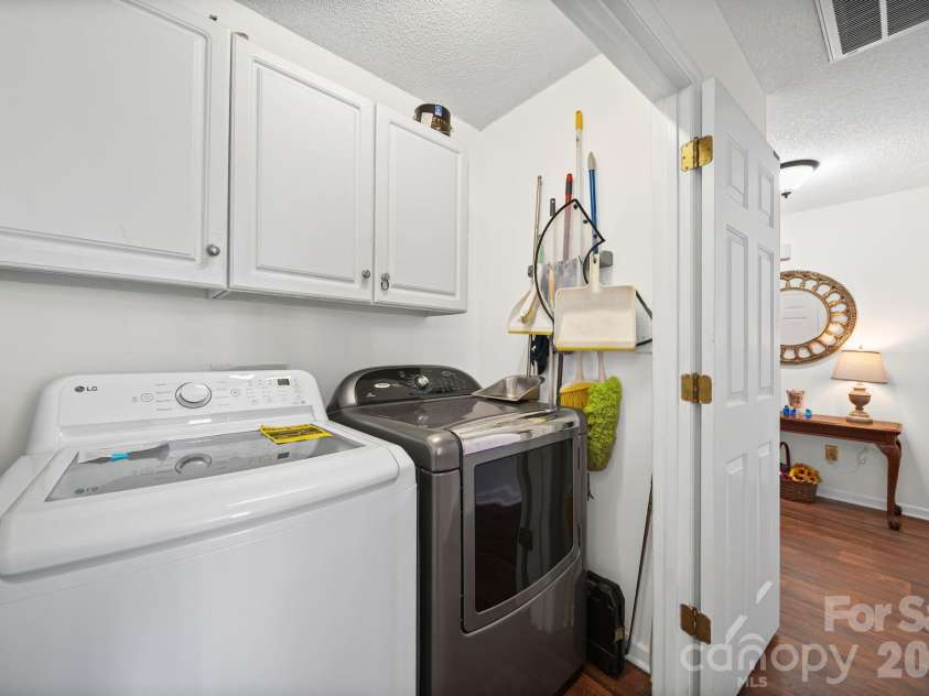 4405 Poxon Lane, Monroe, NC 28110.  MLS# CAR4335611, YatesRealty ID 2734. 