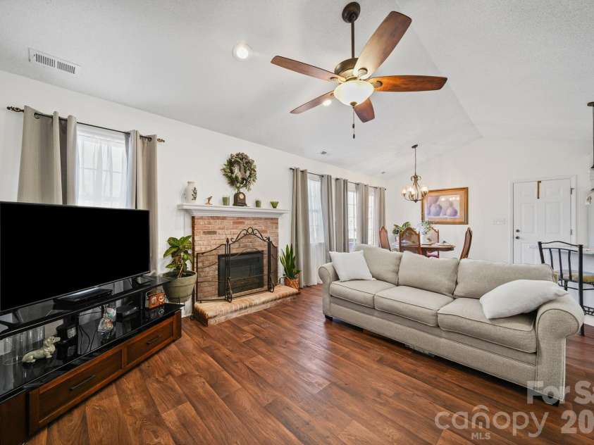 4405 Poxon Lane, Monroe, NC 28110.  MLS# CAR4335611, YatesRealty ID 2734. 