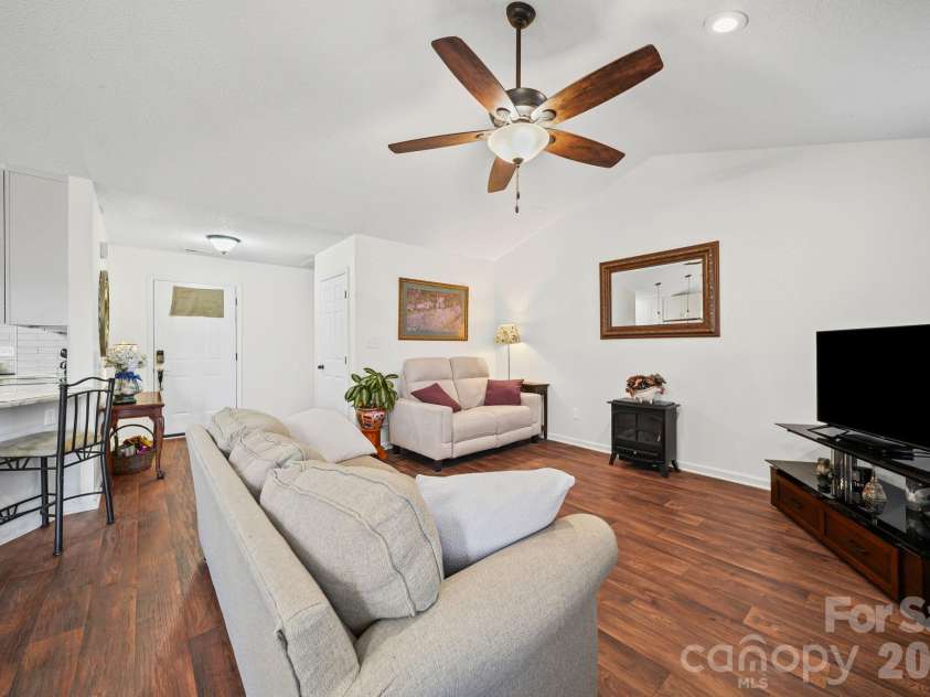 4405 Poxon Lane, Monroe, NC 28110.  MLS# CAR4335611, YatesRealty ID 2734. 