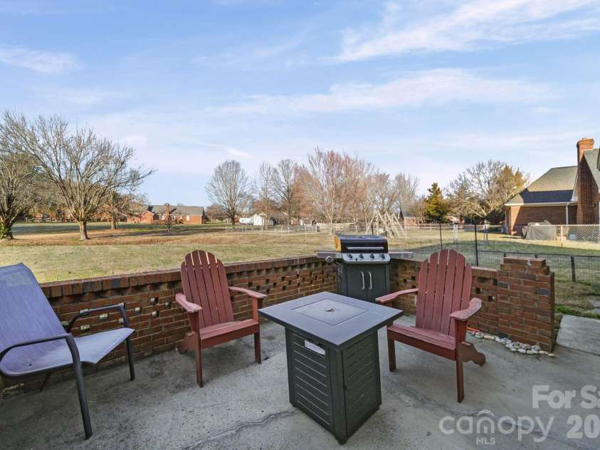 4405 Poxon Lane, Monroe, NC 28110.  MLS# CAR4335611, YatesRealty ID 2734. 