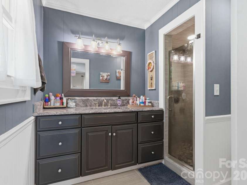 2850 Mathis Church Road, Catawba, NC 28609.  MLS# CAR4383912, YatesRealty ID 27340. Primary Bath