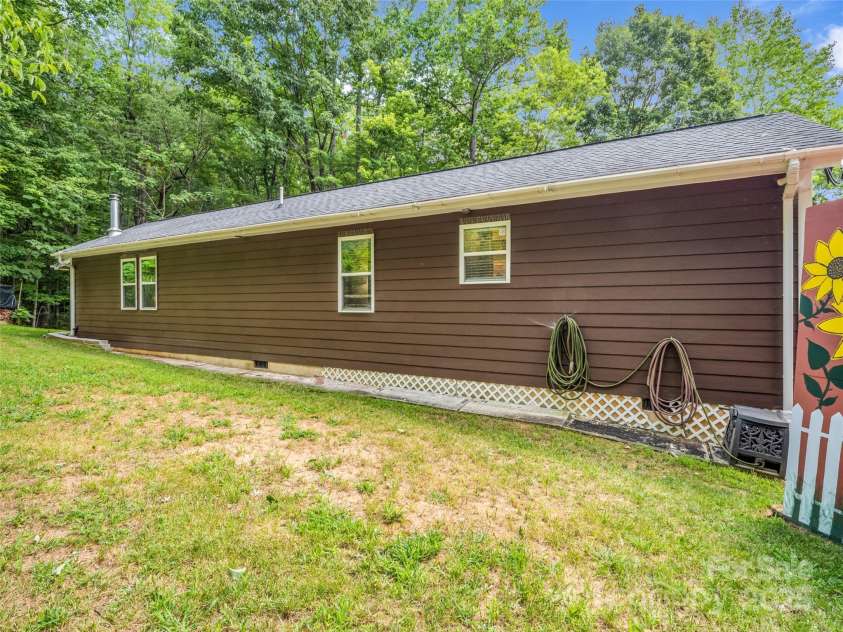 479 Camp Hill Road, Mill Spring, NC 28756.  MLS# CAR4282661, YatesRealty ID 27340. 