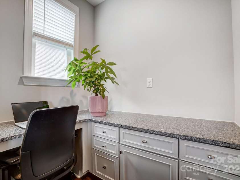 10161 Castlebrooke Drive, Concord, NC 28027.  MLS# CAR4242791, YatesRealty ID 27342. Pocket office behind Family Room