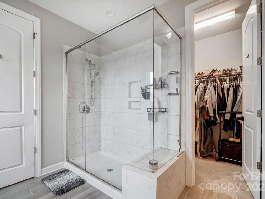 10161 Castlebrooke Drive, Concord, NC 28027.  MLS# CAR4242791, YatesRealty ID 27342. Primary Bathroom