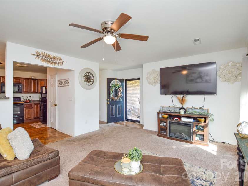 1341 Mcrae Avenue, Wadesboro, NC 28170.  MLS# CAR4388078, YatesRealty ID 27343. 