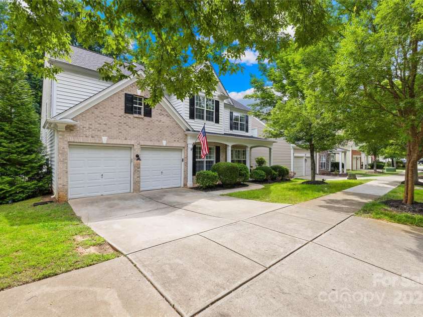 20827 Brinkley Street, Cornelius, NC 28031.  MLS# CAR4239322, YatesRealty ID 27344. 