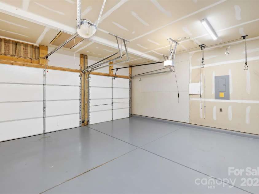 20827 Brinkley Street, Cornelius, NC 28031.  MLS# CAR4239322, YatesRealty ID 27344. 