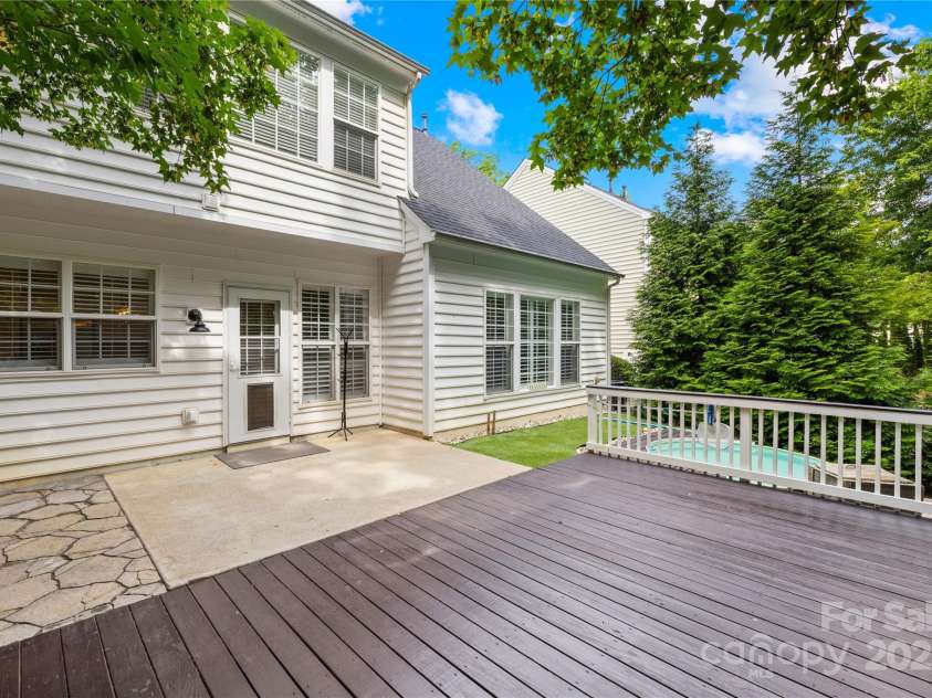 20827 Brinkley Street, Cornelius, NC 28031.  MLS# CAR4239322, YatesRealty ID 27344. 