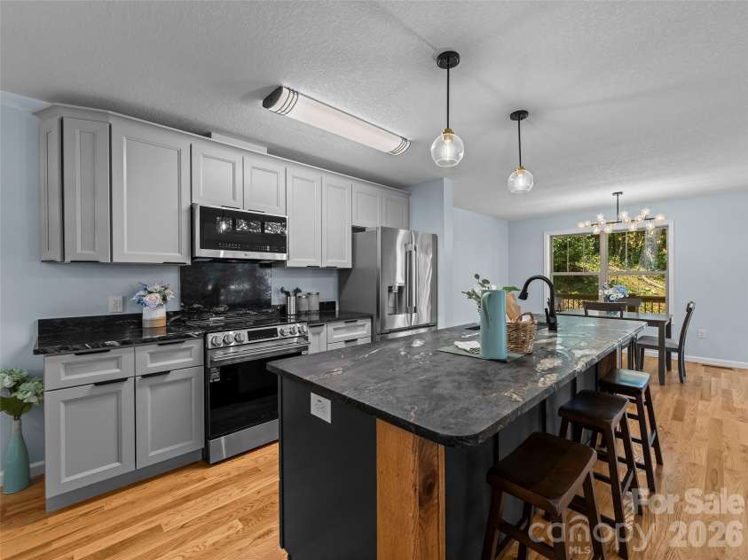 214 Aster Ridge Drive, Waynesville, NC 28786.  MLS# CAR4421869, YatesRealty ID 27344. 
