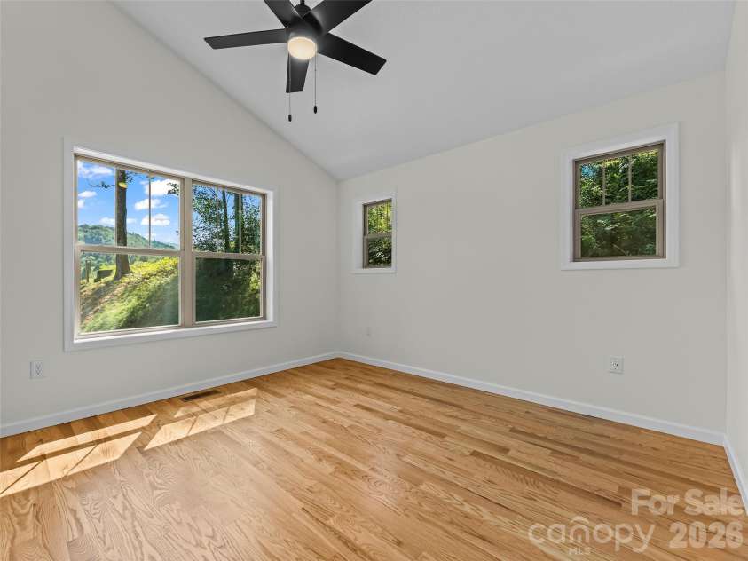 214 Aster Ridge Drive, Waynesville, NC 28786.  MLS# CAR4421869, YatesRealty ID 27344. 
