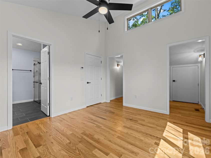 214 Aster Ridge Drive, Waynesville, NC 28786.  MLS# CAR4421869, YatesRealty ID 27344. 