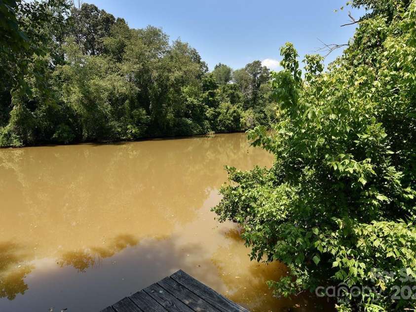 1924 Junction Road, Mocksville, NC 27028.  MLS# CAR4279453, YatesRealty ID 27346. 