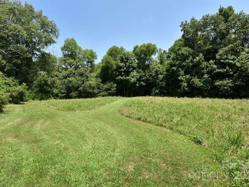 1924 Junction Road, Mocksville, NC 27028.  MLS# CAR4279453, YatesRealty ID 27346. 