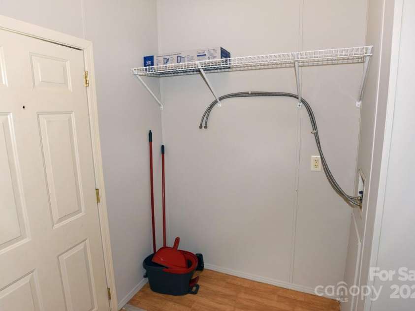 1924 Junction Road, Mocksville, NC 27028.  MLS# CAR4279453, YatesRealty ID 27346. Laundry