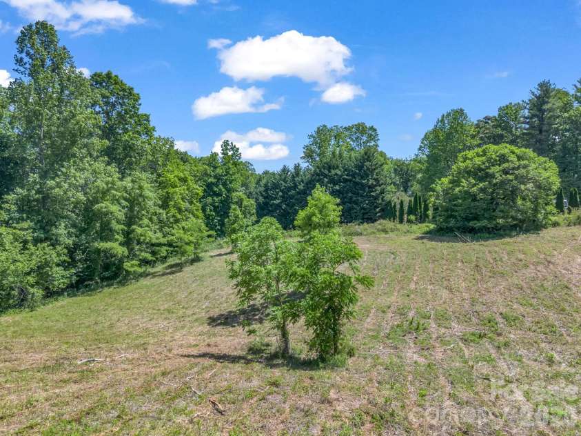 255 & 257 Crescent Street, Saluda, NC 28773.  MLS# CAR4383610, YatesRealty ID 27346. 