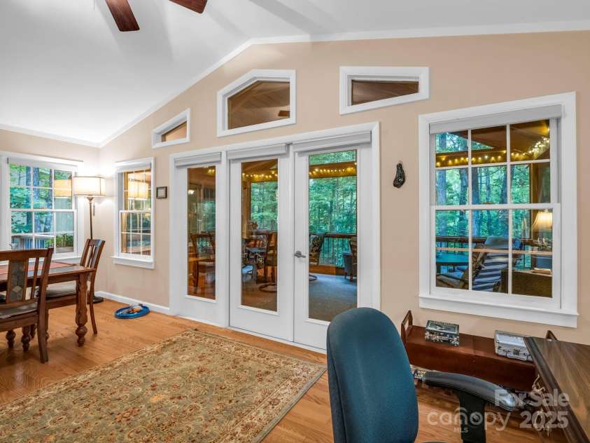 138 Ohwanteska Lane, Brevard, NC 28712.  MLS# CAR4281802, YatesRealty ID 27347. 