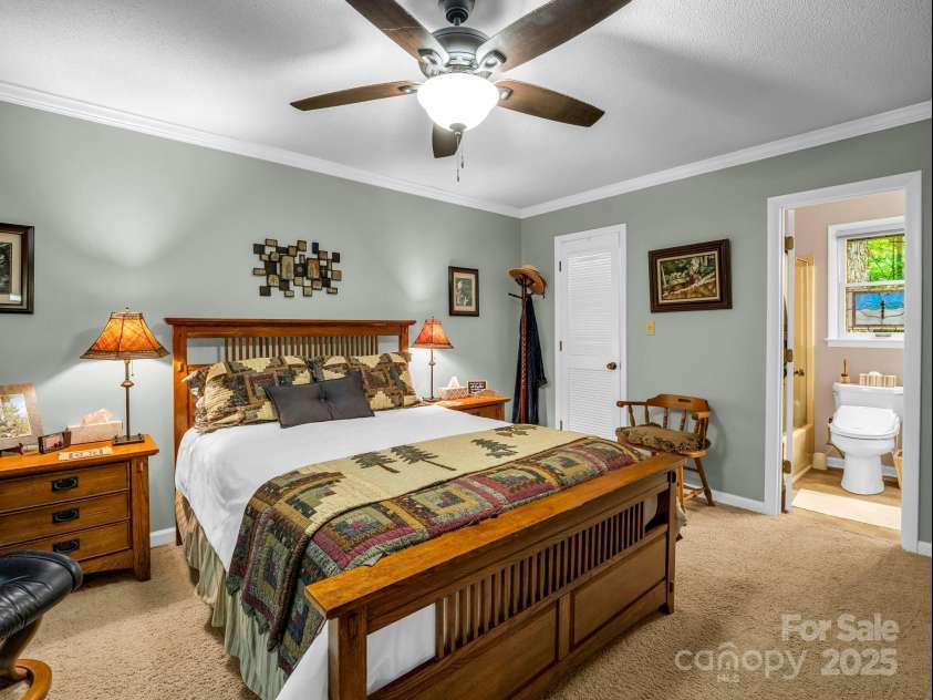 138 Ohwanteska Lane, Brevard, NC 28712.  MLS# CAR4281802, YatesRealty ID 27347. 