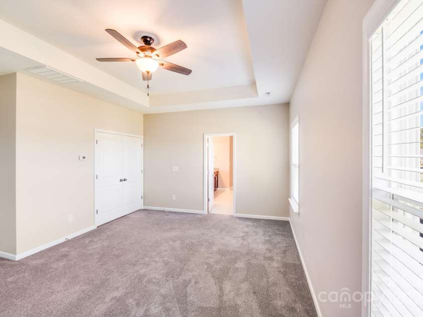 463 Hunton Forest Drive, Concord, NC 28027.  MLS# CAR4310439, YatesRealty ID 27348. 