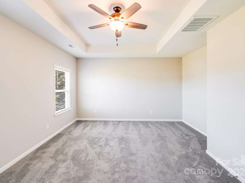 463 Hunton Forest Drive, Concord, NC 28027.  MLS# CAR4310439, YatesRealty ID 27348. 