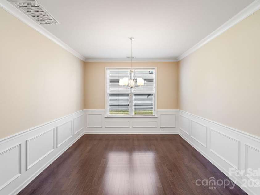 463 Hunton Forest Drive, Concord, NC 28027.  MLS# CAR4310439, YatesRealty ID 27348. 