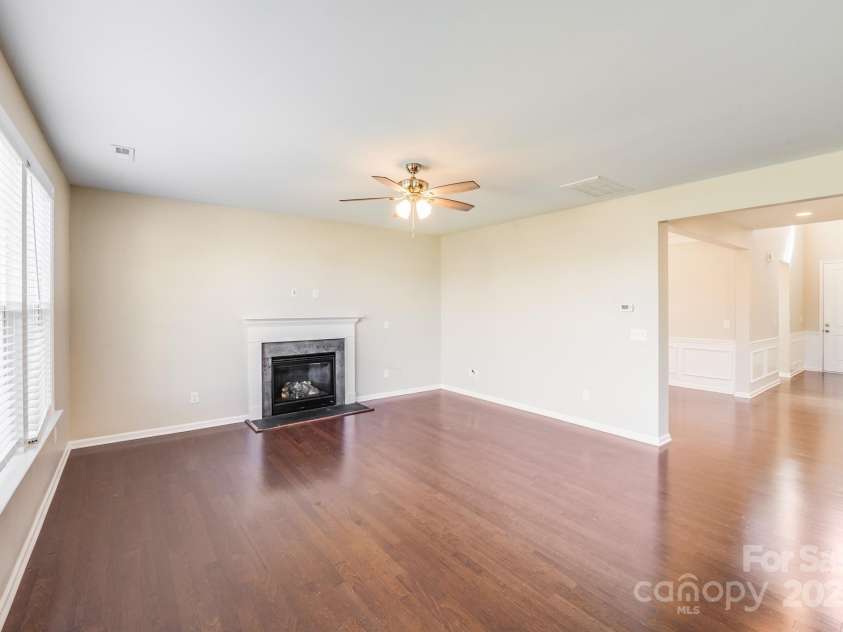 463 Hunton Forest Drive, Concord, NC 28027.  MLS# CAR4310439, YatesRealty ID 27348. 