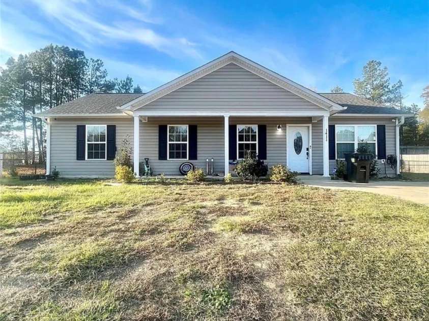 1411 FOXBROOK Circle, Lancaster, SC 29720.  MLS# CAR4339773, YatesRealty ID 2735. 
