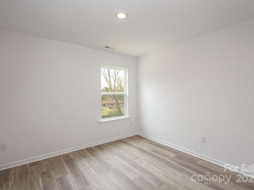 2016 Sadler Woods Lane, Charlotte, NC 28214.  MLS# CAR4220744, YatesRealty ID 2735. Spacious Loft. Representative Photo