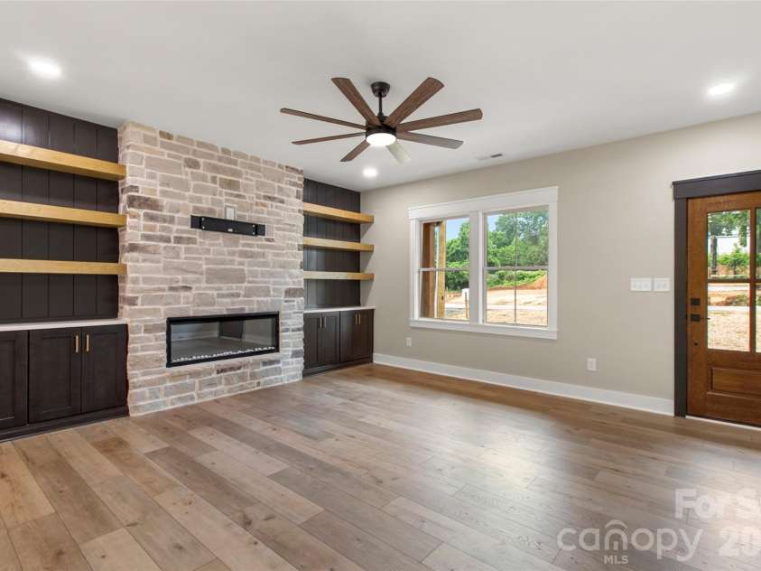 29 Hartman Place, Concord, NC 28027.  MLS# CAR4385186, YatesRealty ID 27350. 