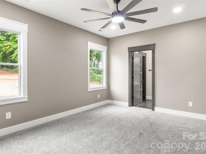 29 Hartman Place, Concord, NC 28027.  MLS# CAR4385186, YatesRealty ID 27350. 