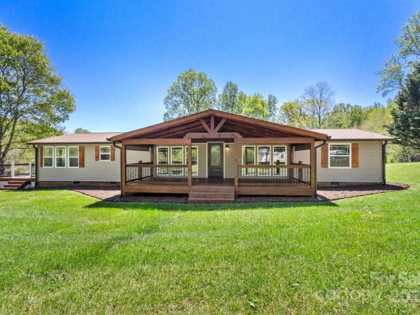 2942 Denwood Drive, Claremont, NC 28610.  MLS# CAR4293081, YatesRealty ID 27350. 