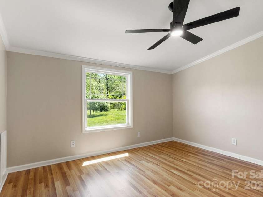 2942 Denwood Drive, Claremont, NC 28610.  MLS# CAR4293081, YatesRealty ID 27350. 