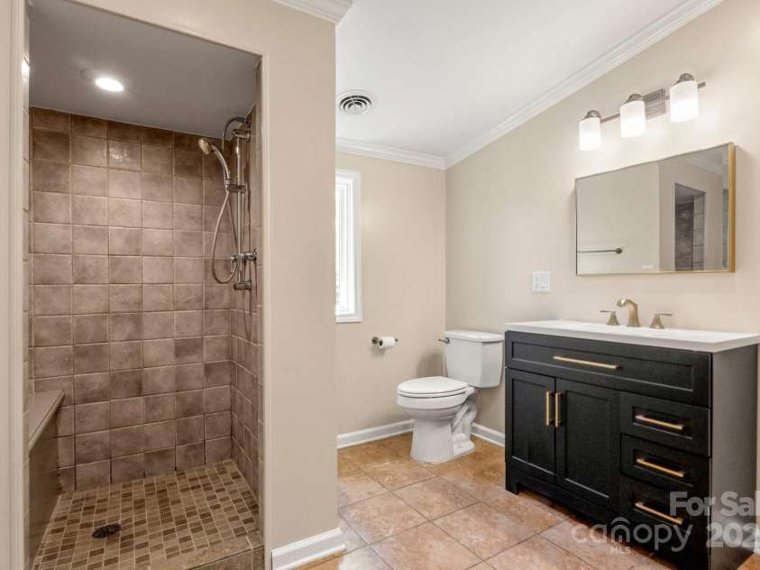 2942 Denwood Drive, Claremont, NC 28610.  MLS# CAR4293081, YatesRealty ID 27350. 