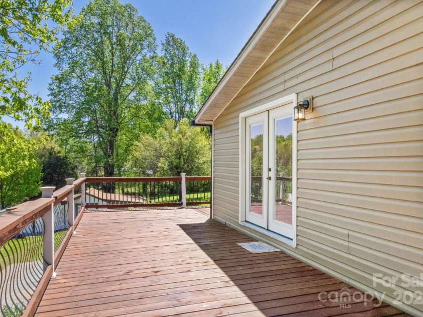 2942 Denwood Drive, Claremont, NC 28610.  MLS# CAR4293081, YatesRealty ID 27350. 