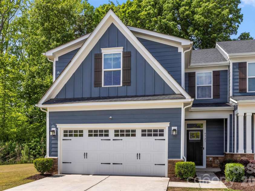 6325 Ashton Park Drive, Denver, NC 28037.  MLS# CAR4382653, YatesRealty ID 27351. 