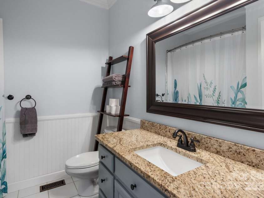 20324 Middletown Road, Cornelius, NC 28031.  MLS# CAR4262924, YatesRealty ID 27352. Full Bath Main Level