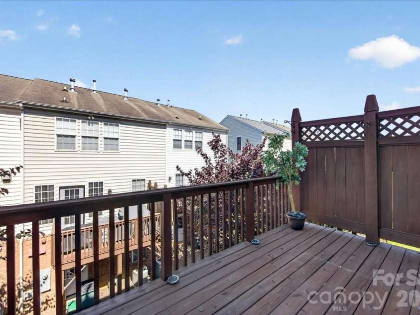 5426 Dockery Drive, Charlotte, NC 28209.  MLS# CAR4384151, YatesRealty ID 27353. 
